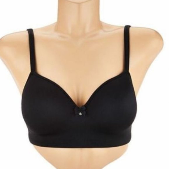 Breezies Other - Breezies~Everyday Essential Wirefree T-Shirt Bra